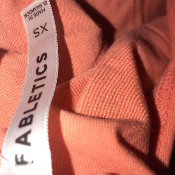 Fabletics Millie peach open back long sleeve top M - Picture 3 of 5
